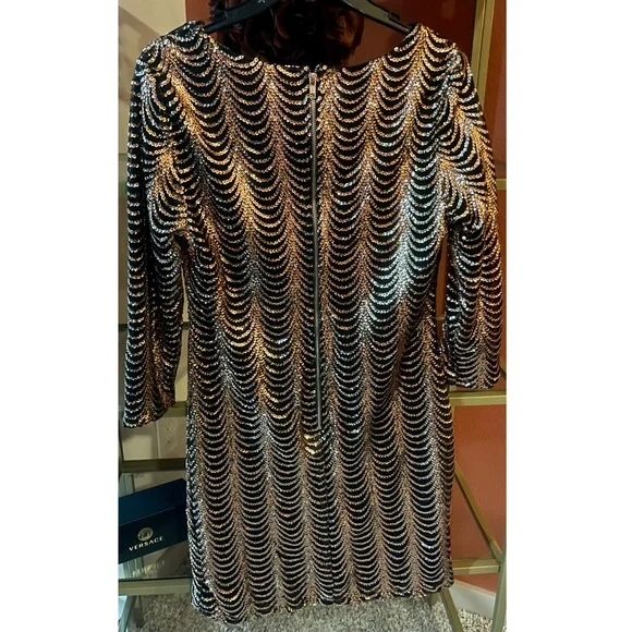 NWT - Charlotte Russe Sequin Mini Cocktail Dress – Black & Gold, Bodycon, Size M - Picture 4 of 4